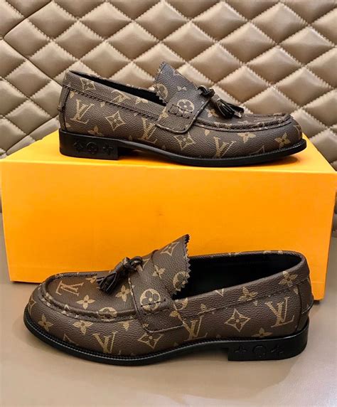 lv men shoes 2020|All Shoes Collection for Men .